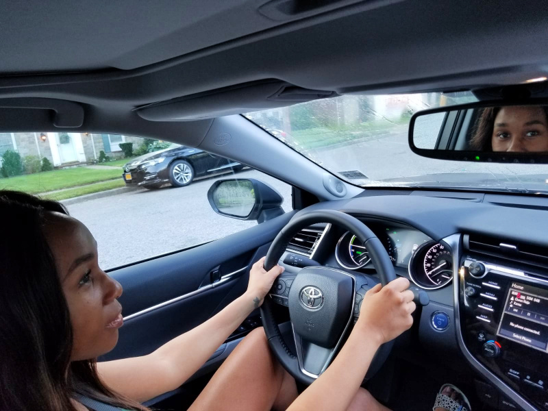 USED 2020 Toyota Camry XLE Hybrid: Safe, Fun and Cost-efficient 4-door Sedan 9 The 2020 Toyota Camry Hybrid Xle Is A Safe, Fun-To-Drive, Cost-Efficient Hybrid 4-Door Sedan For Small Families And Everyone In Between.