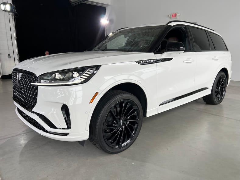 Green and Spacious: The Best 7-Seater Hybrid SUVs, From Luxury To Affordable 7 Hybrid Suvs 3-Row Suvs