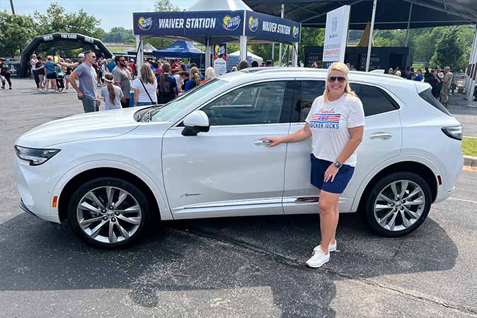 The Best 7 Seater SUVs for Back to School Carpools 4 Side View Of The 2023 Buick Enclave Avenir