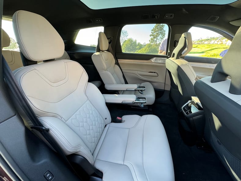 2025 Volvo EX90 First Drive: The All Electric 3-Row SUV You’ve Been Waiting For 13 Center Row Captains Chairs In The 2025 Volvo Ex90