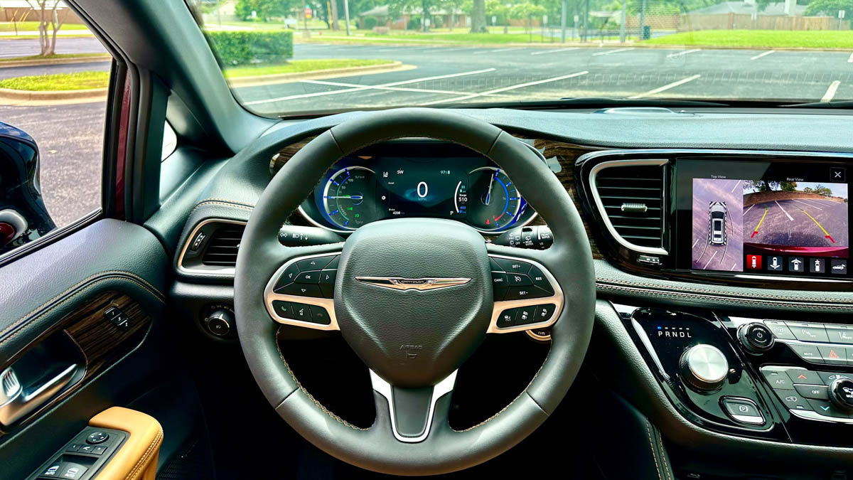 The Chrysler Pacifica Plug-In Hybrid Electric Minivan: This Ain’t Your Mama’s Minivan 11 Chrysler Pacifica Ehybrid Pinnacle