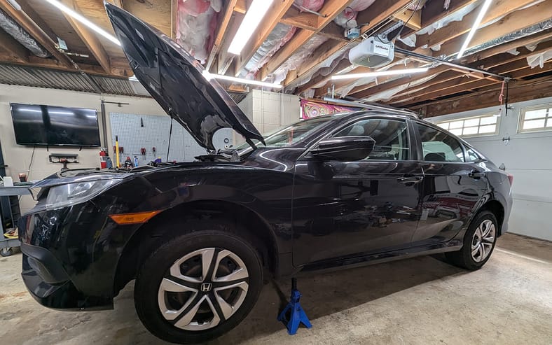 The Cost of an Oil Change Is a Lot Less If You Do It Yourself. Here's What You Need to Know 15 Oil Changes Diy Car Maintenance