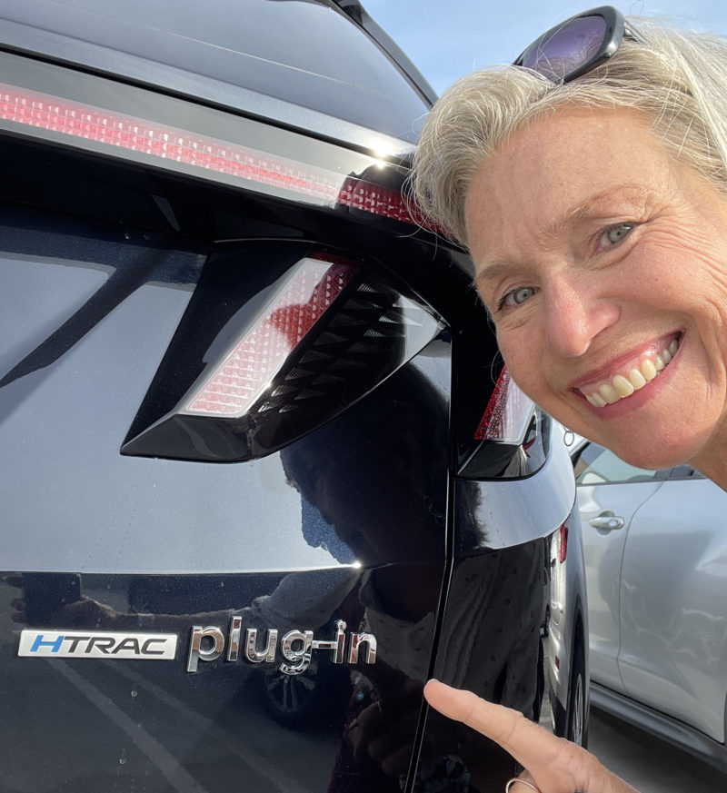 How to Be the Queen of Getting Gas in the Morning 11 A Girls Guide To Cars | How To Be The Queen Of Getting Gas In The Morning - Hyundautucsonphev Kymri