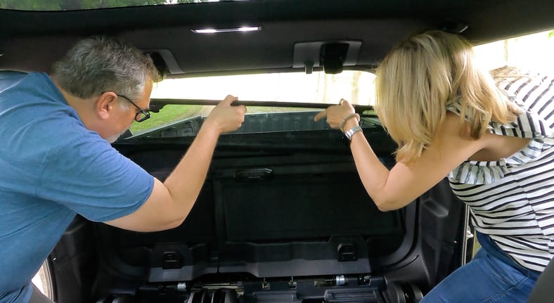 This is the Craziest Pickup Truck Feature - And We LOVE It: Chevrolet Silverado EV Midgate 5 Remove The Glass Chevrolet Silverado Ev Midgate Function