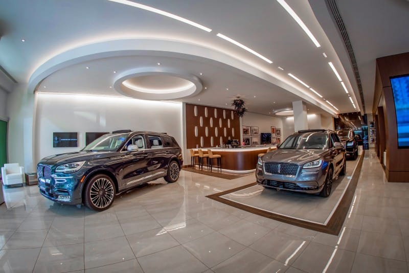 Should You Buy New Tires From Your Car Dealer? Maybe... Here's How to Tell 11 Lincoln Vitrine Dealership