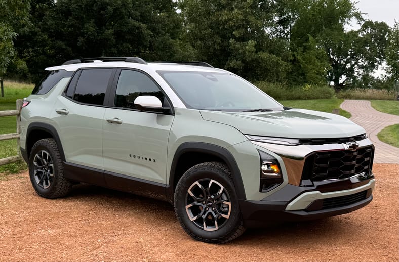 2025 Chevrolet Equinox First Drive: This Sensible SUV Is Now Sportier And More Tech-Filled 3 The 2025 Chevrolet Equinox Activ In Green Cacti With A White Roof