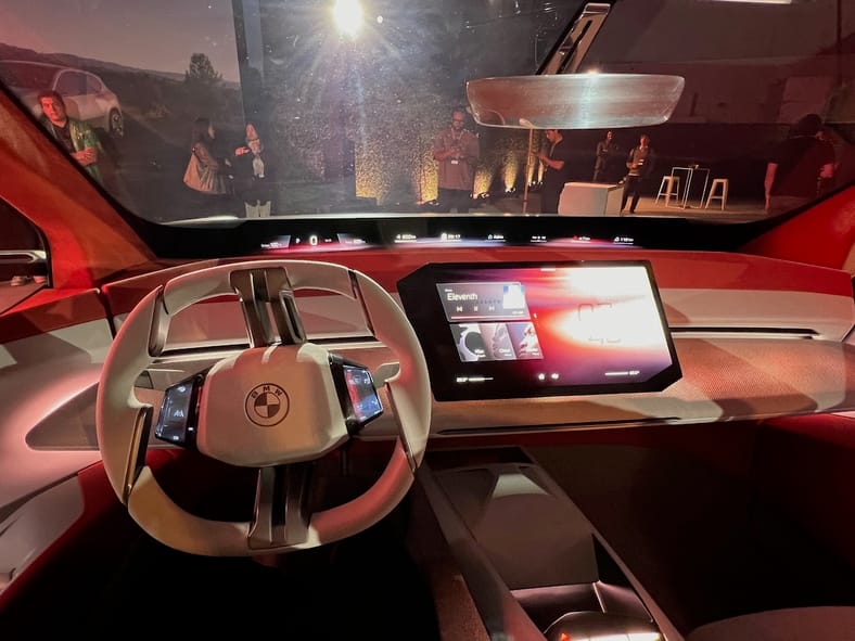 These Luxury Car Features Will Change How You Drive 9 The Bmw Neue Klasse X At Night