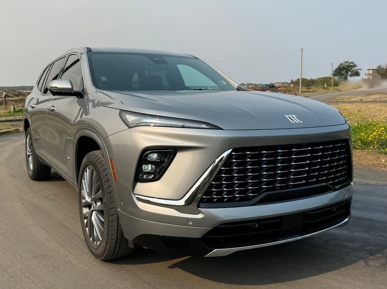 2025 Buick Enclave First Drive: This Modern, Elegant 3-row SUV Is All That, and More 7 The Front End Of The 2025 Buick Enclave