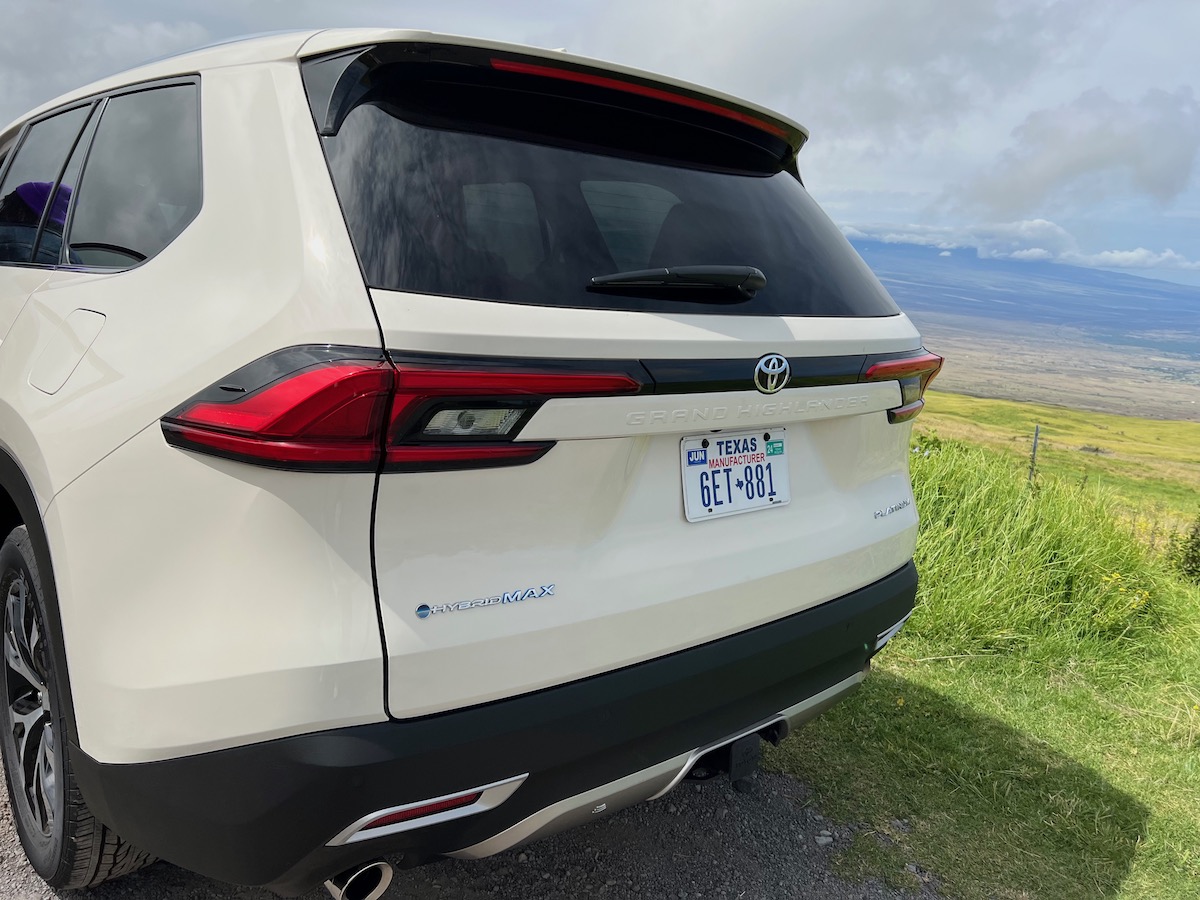 2024 Toyota Grand Highlander First Drive: A Roomy, Luxe 3-row SUV That’s Easy on Gas 6 The Rear Tail Lights Of The 2024 Toyota Grand Highlander
